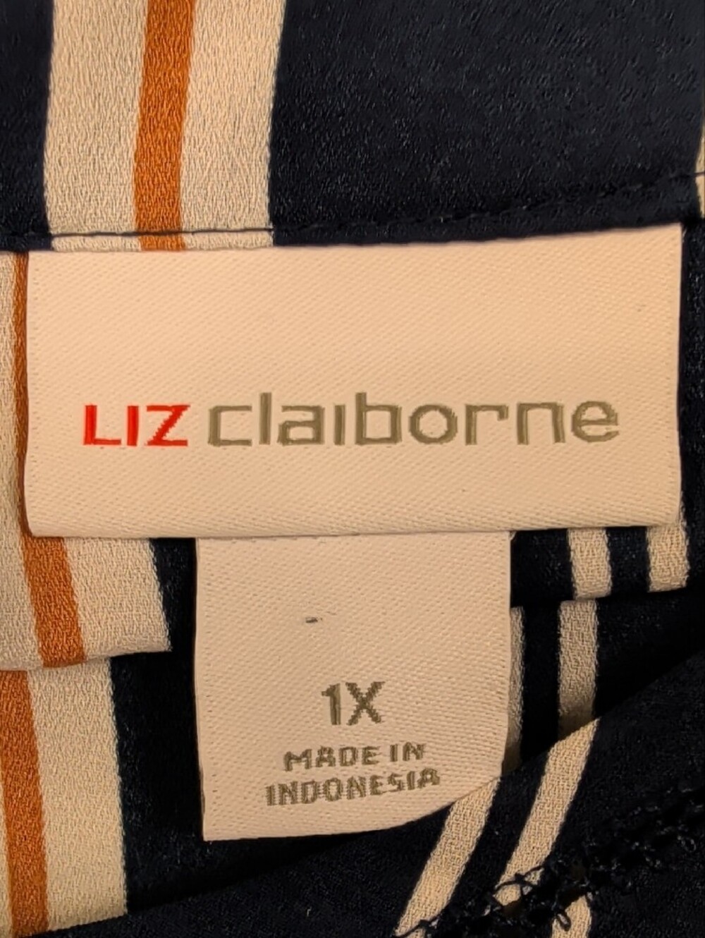 Liz Claiborne Striped Navy Cream Top 1X | Flutter Sleeve - Picture 6 of 7